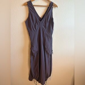 Hanna brand sleeveless dress. Size 3 (12-14)